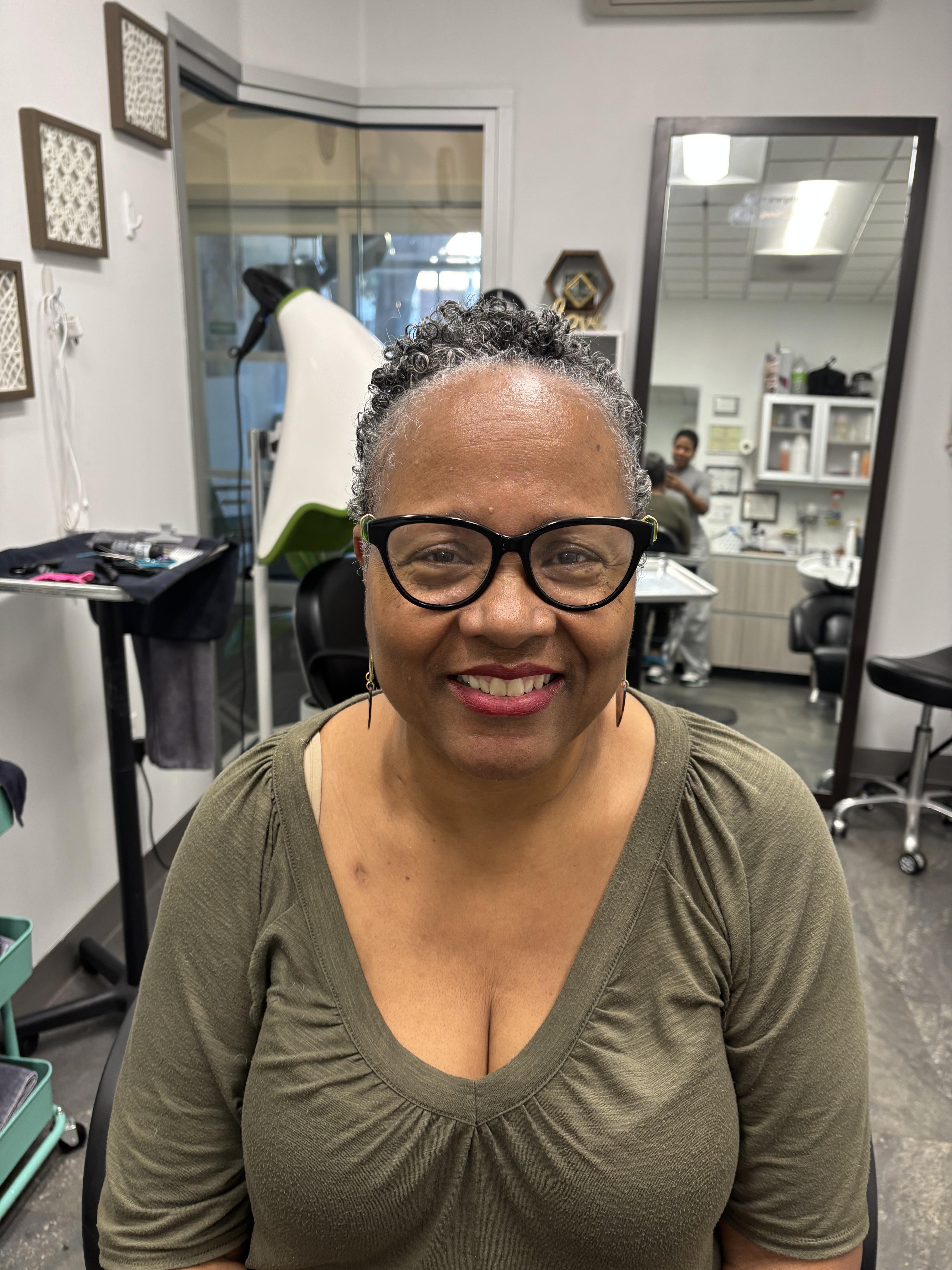 LeQuita Hodge - Coach Q